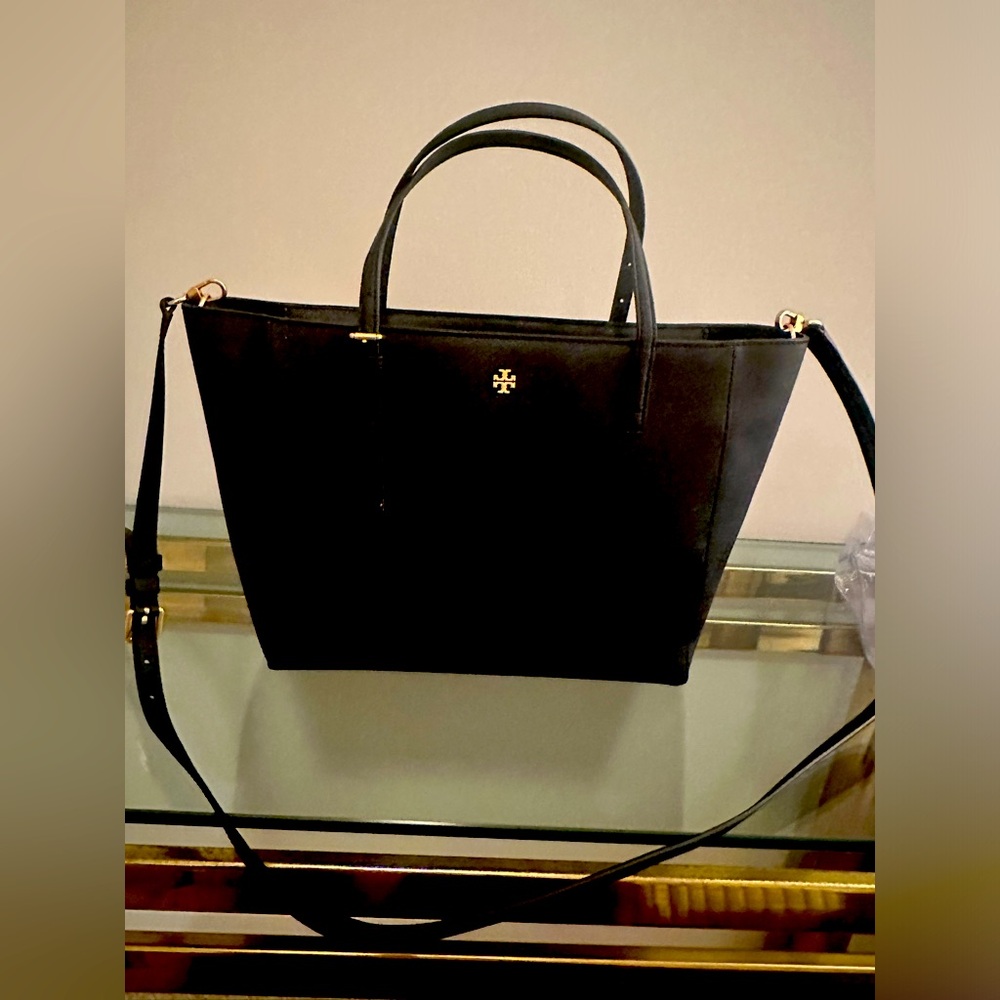 Authentic Tory Burch bag! Like New!